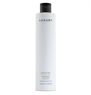 LUXURY DAY BY DAY NUTRISHINE SHAMPOO 250ML