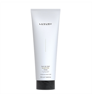 LUXURY DAY BY DAY ADAPTIVE MASK 250 ML